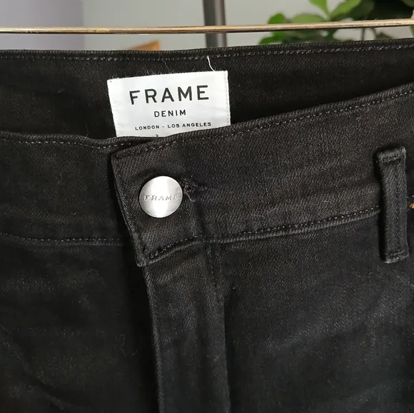 FRAME Slender Trouser Jeans. Chimney Sweep Size 27