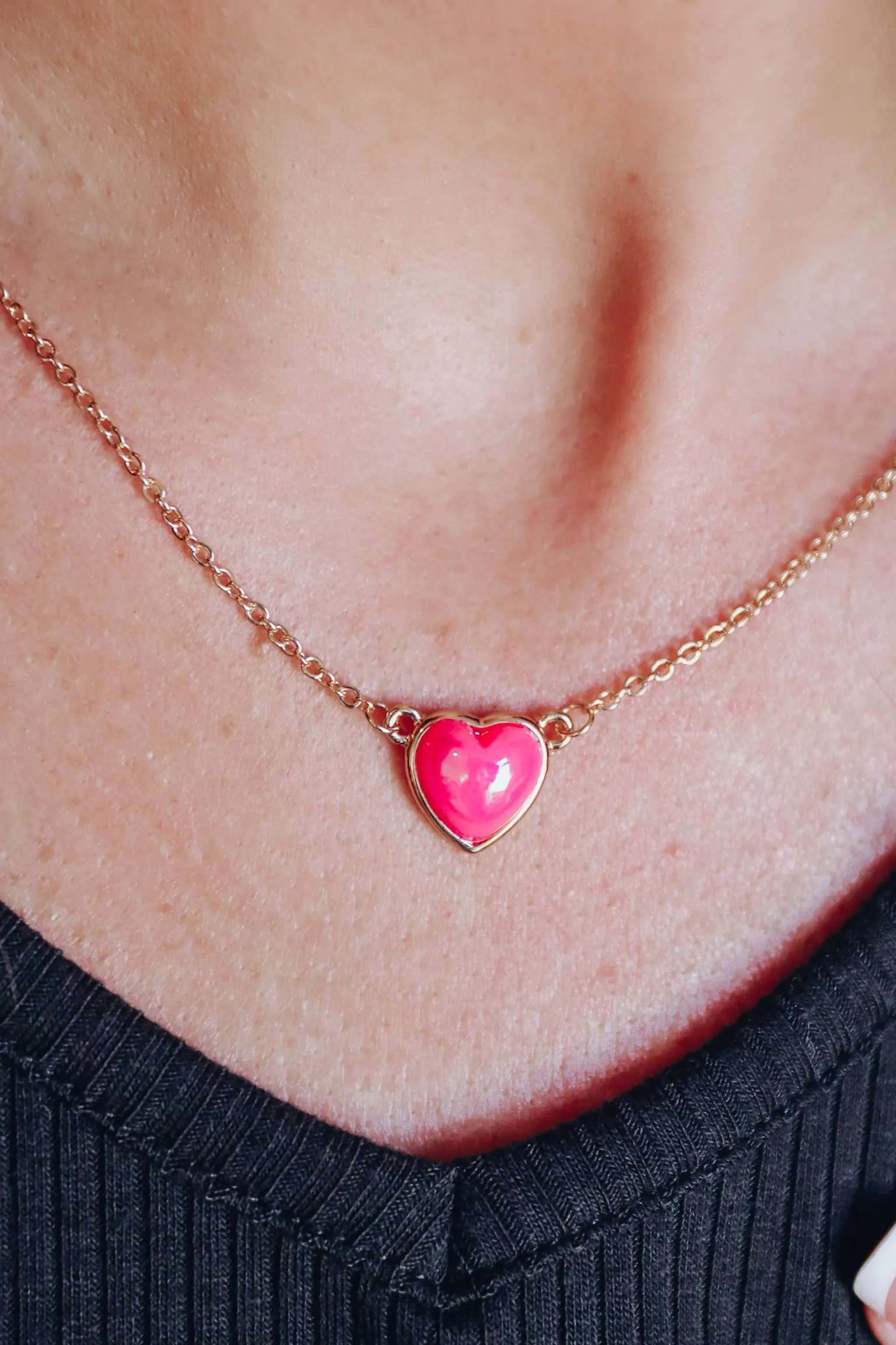 Irresistible Heart Pendant Necklace - AB Pink