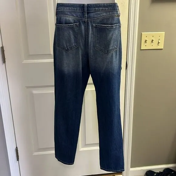 KanCan Medium Blue Very Distressed Faded Straight Leg 5-Pocket Jeans- Size 9/28