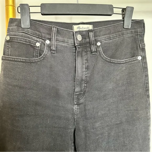Madewell Classic Straight Jeans in Lunar Wash