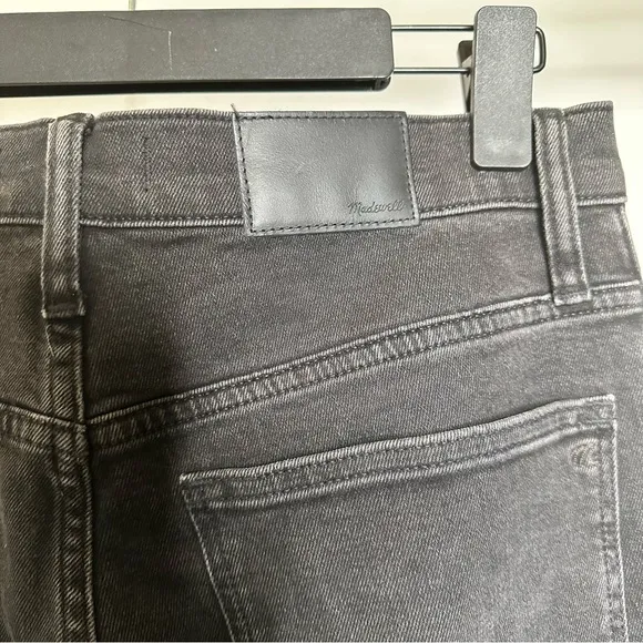 Madewell Classic Straight Jeans in Lunar Wash