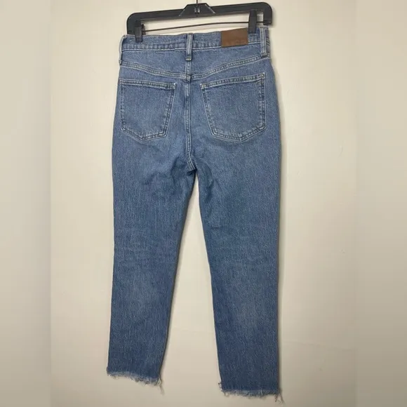 Madewell The Perfect Vintage Straight Leg jeans in Mid Wash Fringe Hem Sz 27