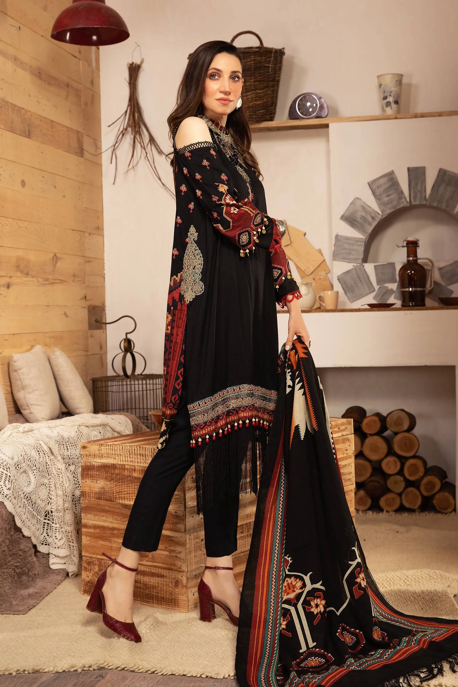 MPT 1206 B | Maria B MPrints Winter Collection 2021 | Unstitched Embroidered Dobby Linen Suits