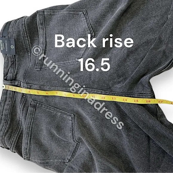 NWT BlankNYC Baxter Rib Cage High Rise Straight Jeans In City Streets Black 31