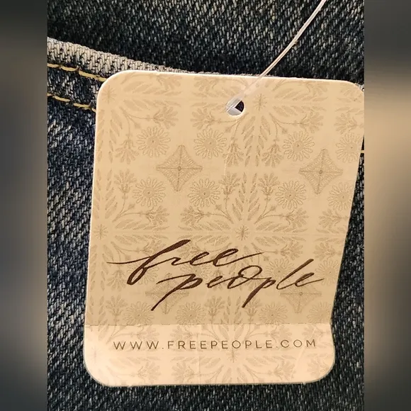 NWT Free People We The Free Women's Maggie Mid-Rise Straight Leg Blue Jeans 27