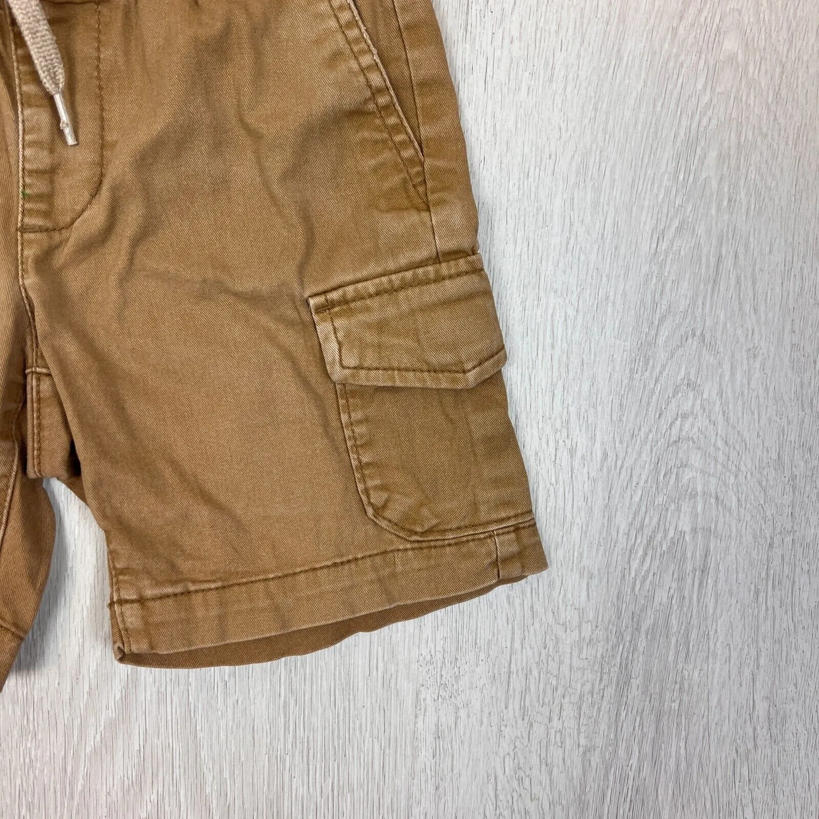 Old Navy Boys Brown Cargo Shorts Size 5 Years