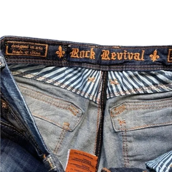 Rock Revival Hazel Distressed Straight Jeans Size 30