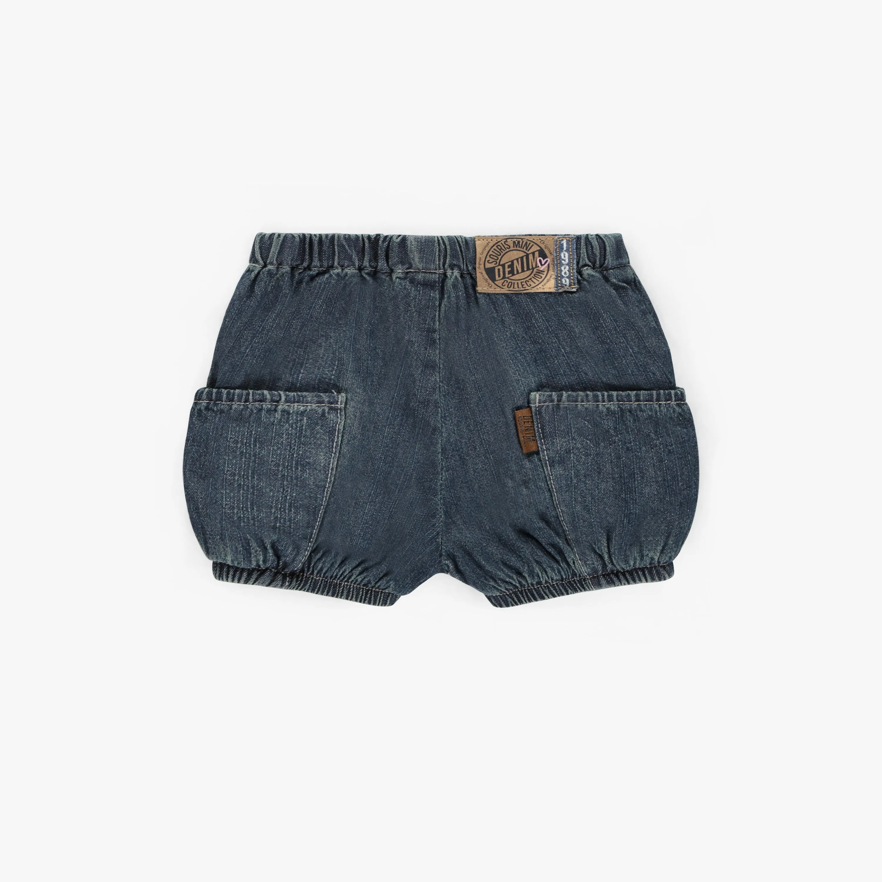 Short coupe décontractée en denim léger bleu foncé, bébé  || Relaxed fit short in light dark denim, baby
