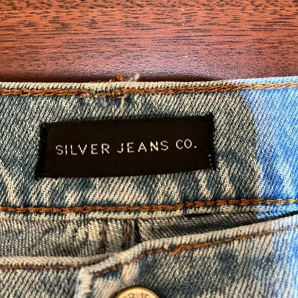 Silver Jeans Co. High Rise Patch Pocket