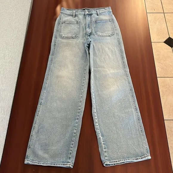 Silver Jeans Co. High Rise Patch Pocket