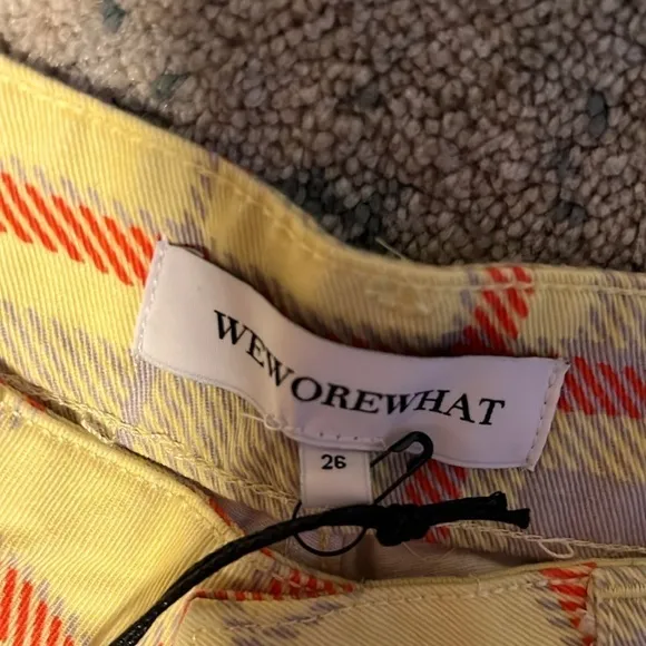 WeWoreWhat Boyfriend Plaid Denim Shorts in GardenGlade Pale Yellow Size 26